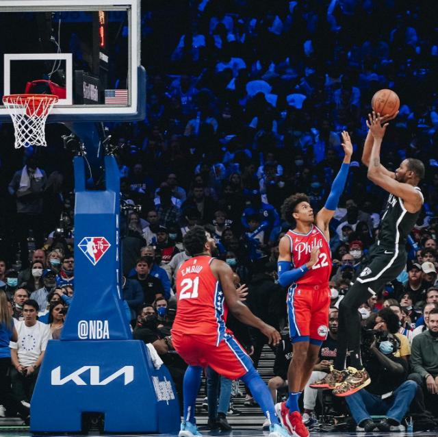 篮网76人不在意一时得失 两支球队都有远虑近忧