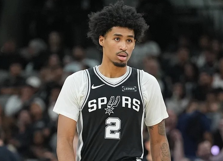 咪咕体育官网-33+27！就在今天，一项杜威二少保持的NBA纪录被马刺双枪达成了